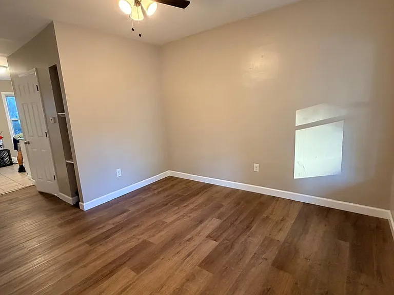 14 Foster St #1 — Photo 2