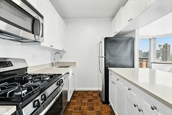 Rented by Brown Harris Stevens | media 3