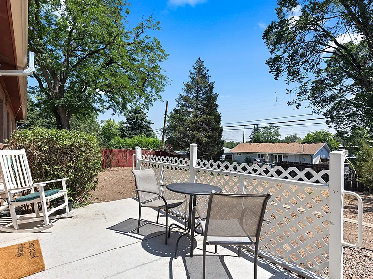 598 S Swadley St — Photo 41