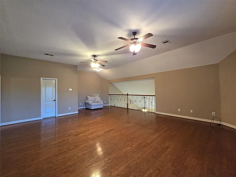 215 Danna St — Photo 30