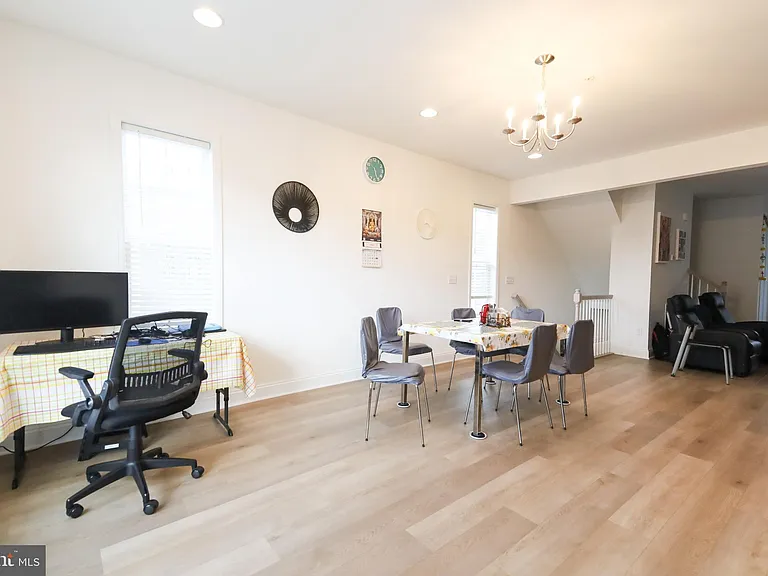 1317 Canning Way — Photo 31