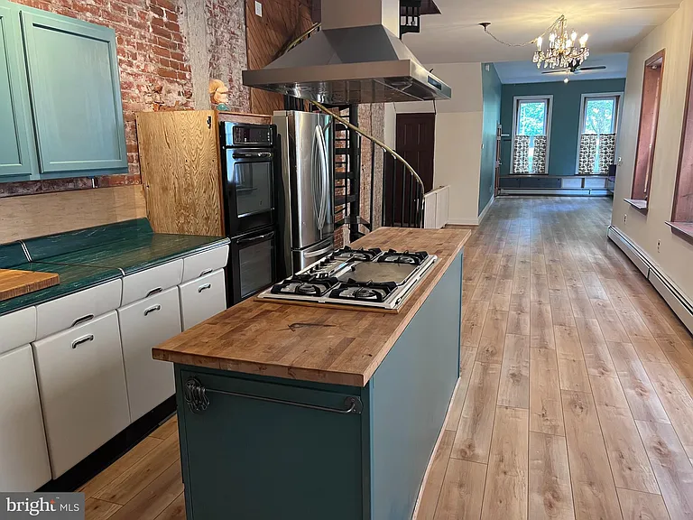 2109 N Howard St #1 — Photo 9