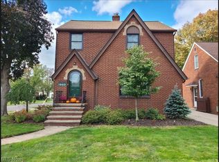 4096 W 161st St, Cleveland, OH