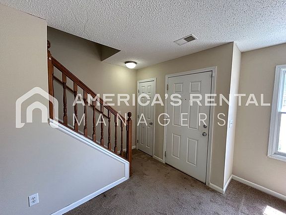 5th image of 5136 Falling Creek Ln