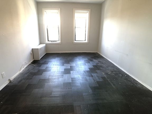 4th image of 2157 Ocean Ave APT 6J