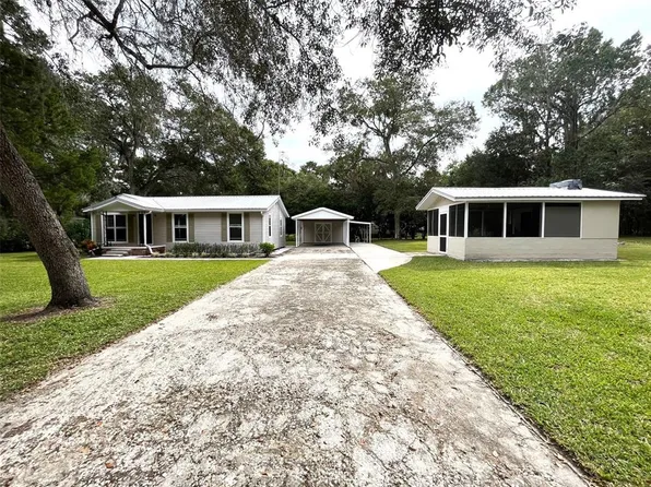 7080 Young St, Brooksville, FL 34601