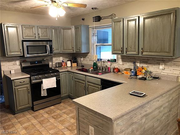 5th image of 640 Parkside Reserve St