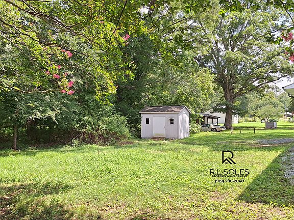 3rd image of 13116 N Roxboro Rd