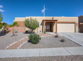 722 Loma Pinon Loop, Rio Rancho, NM 87144