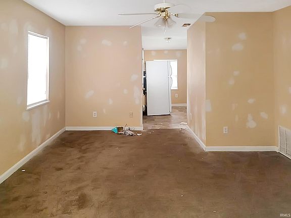 2nd image of 2522 W Franklin St