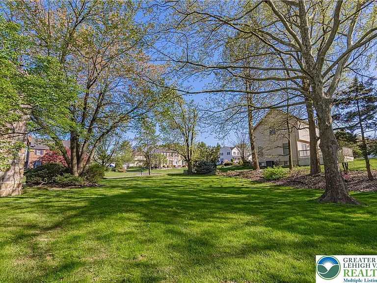 3705 Vale View Dr S — Photo 46