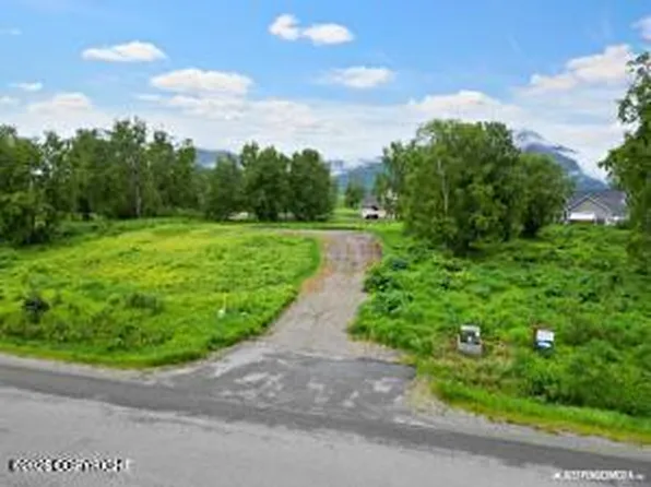 15135 E Rocky Point Dr, Palmer, AK 99645