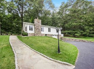 133 E Hook Rd, Hopewell Junction, NY 12533