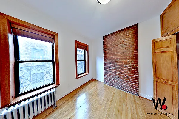 Rented by Warren T Real Estate Corp. | media 7