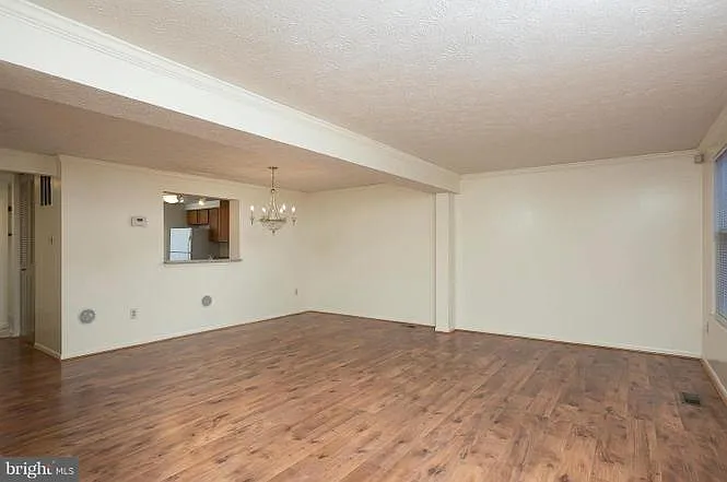 7624 Mandan Rd — Photo 2