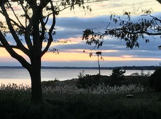 29 Peconic, Shelter Island Heights, NY 11965