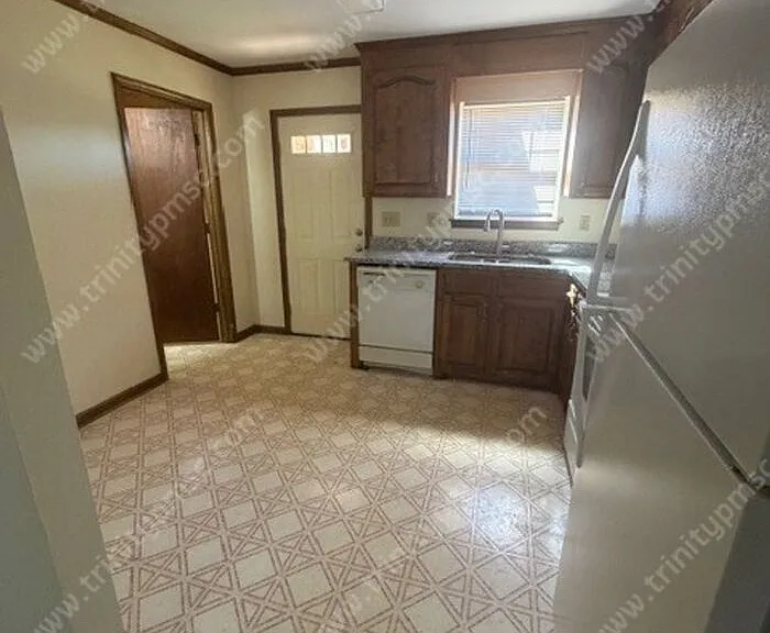 415 Nelson Dr #C — Photo 8