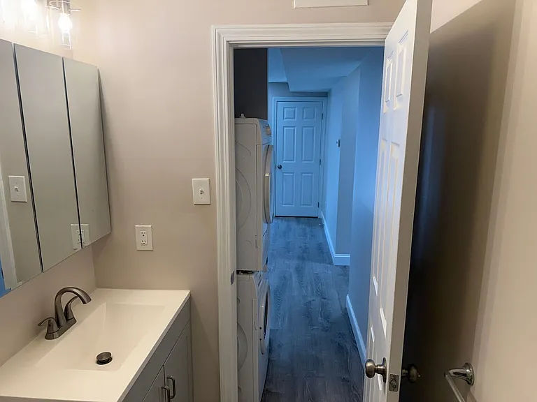 Pondsview Apartments — Photo 99