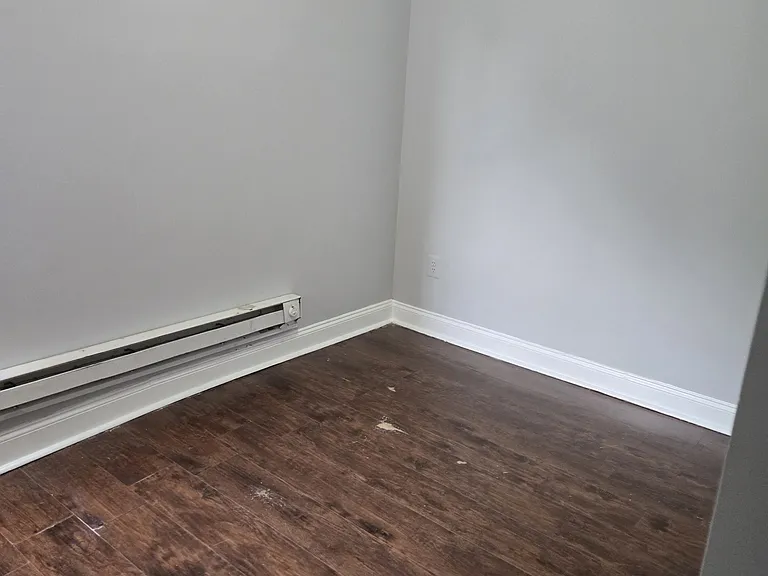 5849 Market St #1 — Photo 7