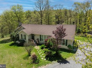 2208 Quarry Rd, Bunker Hill, WV 25413