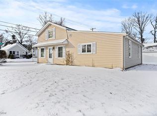 790 Kenilworth Ave, Sheffield Lake, OH 44054