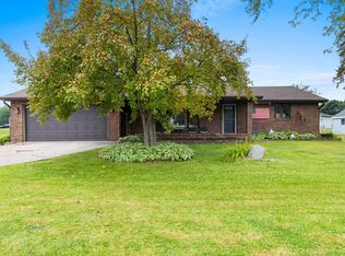 2439 W Point Rd, Green Bay, WI 54304