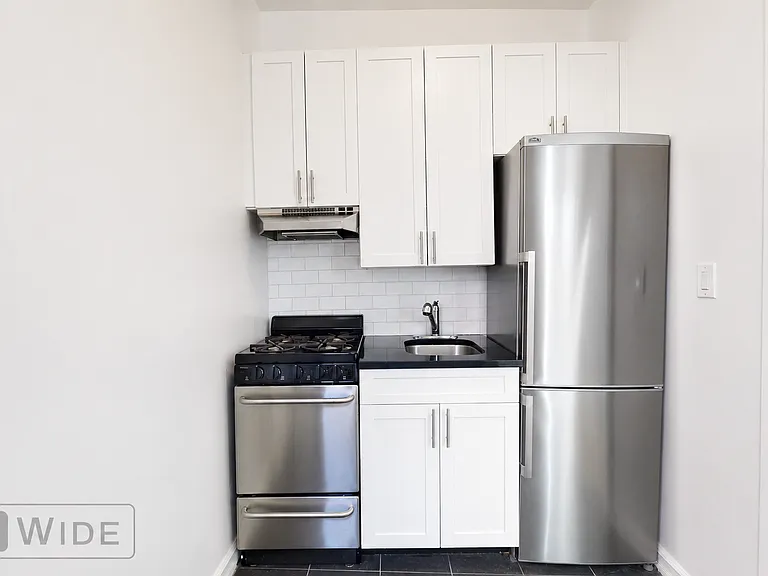 304 E 90th St #5C — Photo 2