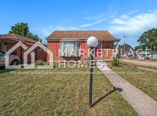 271 Gilman St, Garden City, MI 48135