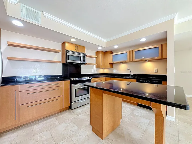 1480 Gulf Blvd #611 — Photo 17
