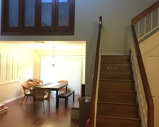 3rd image of 22932 Audrey Ave