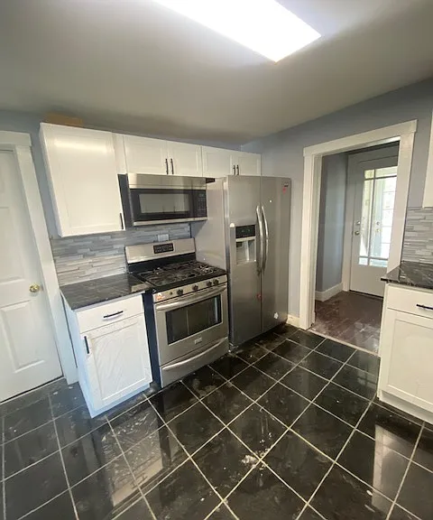 1710 E Fayette St #11 — Photo 4