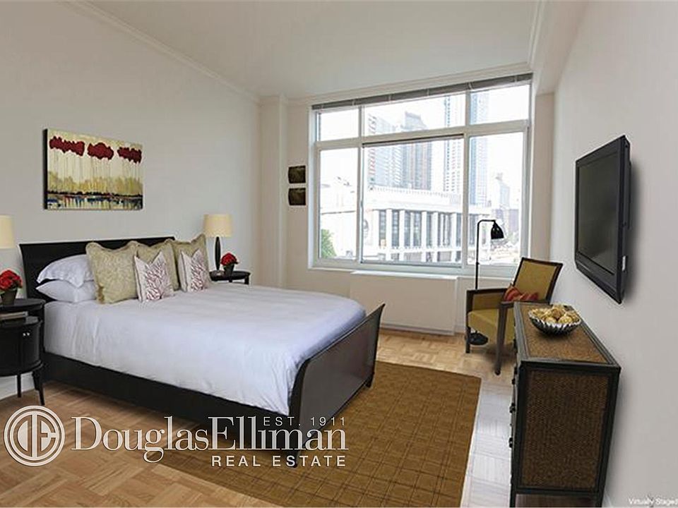 1st image of 1930 Broadway APT 4A