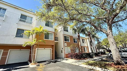 1206 Myrtlewood Cir E #1206 Photo 1
