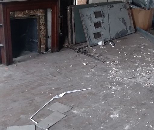 5th image of 6358 S Evans Ave