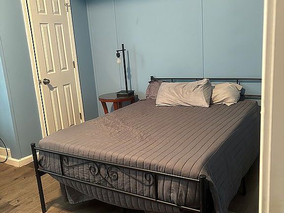 5th image of 3861 Blossfield Ave