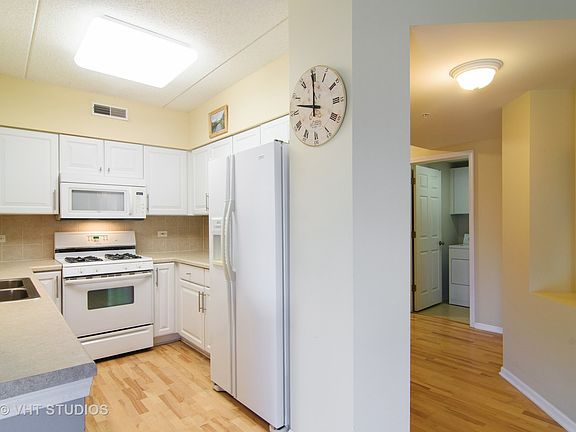 3rd image of 124 W Colfax St Unit 410