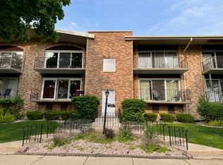 10219 S Komensky Ave APT 2D, Oak Lawn, IL