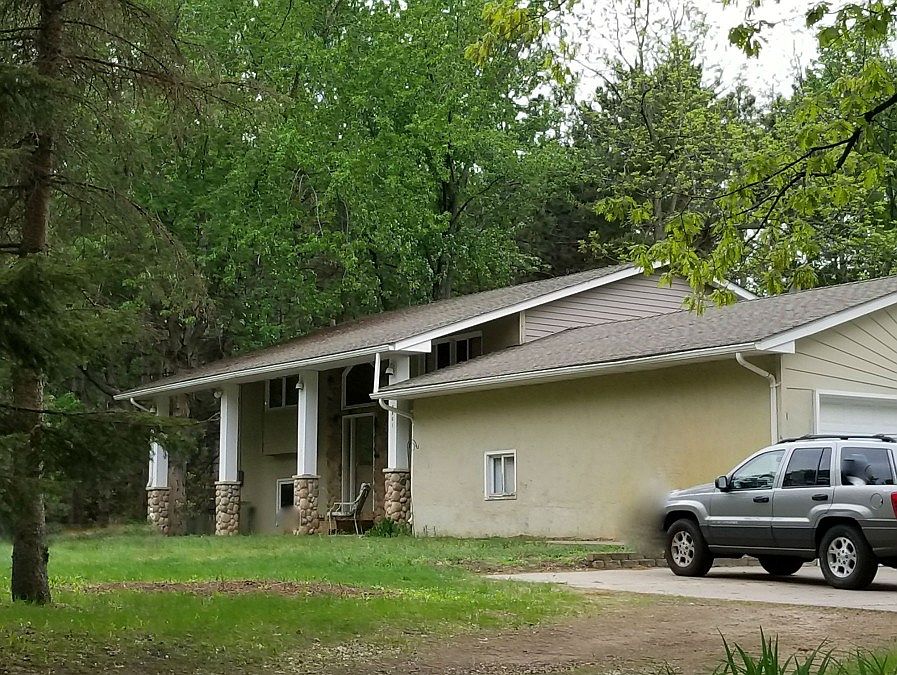 1st image of 2951 183rd Ave NE