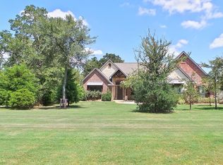 17893 Saddle Creek Dr, College Station, TX 77845