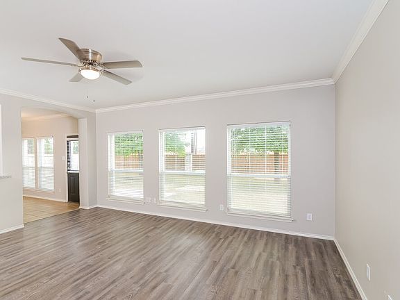 5th image of 4323 Gentle Grove Dr