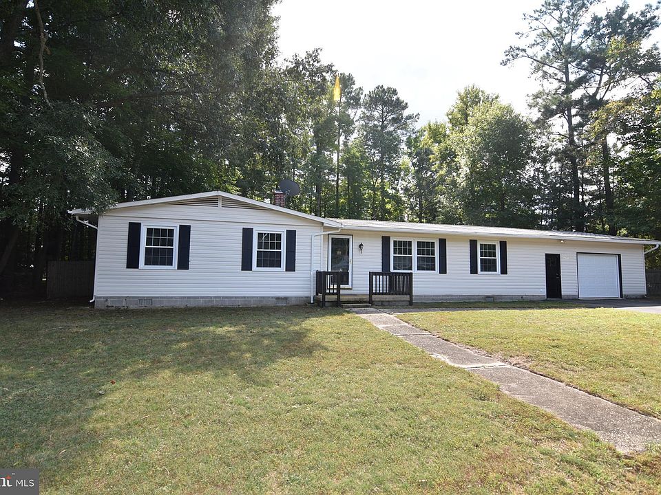 1st image of 47973 Janet Ln