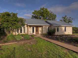 772 Cameron Rd, Fredericksburg, TX 78624