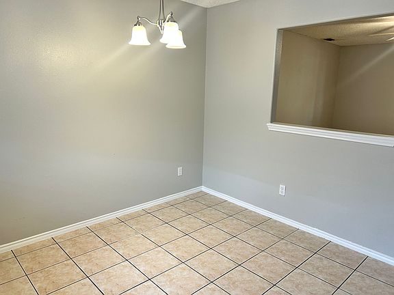 5th image of 2302 W Elisa Ln #7