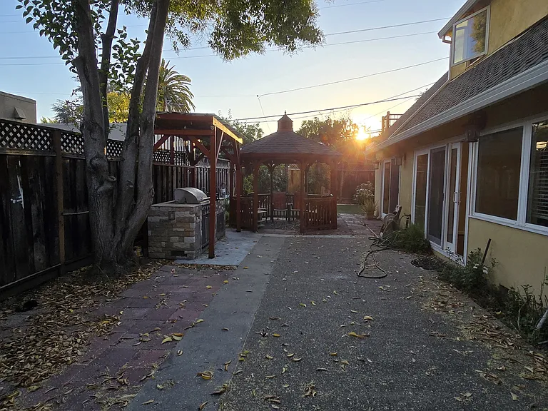 707 Pierino Ave — Photo 21