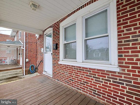 4th image of 3935 Dennison Ave