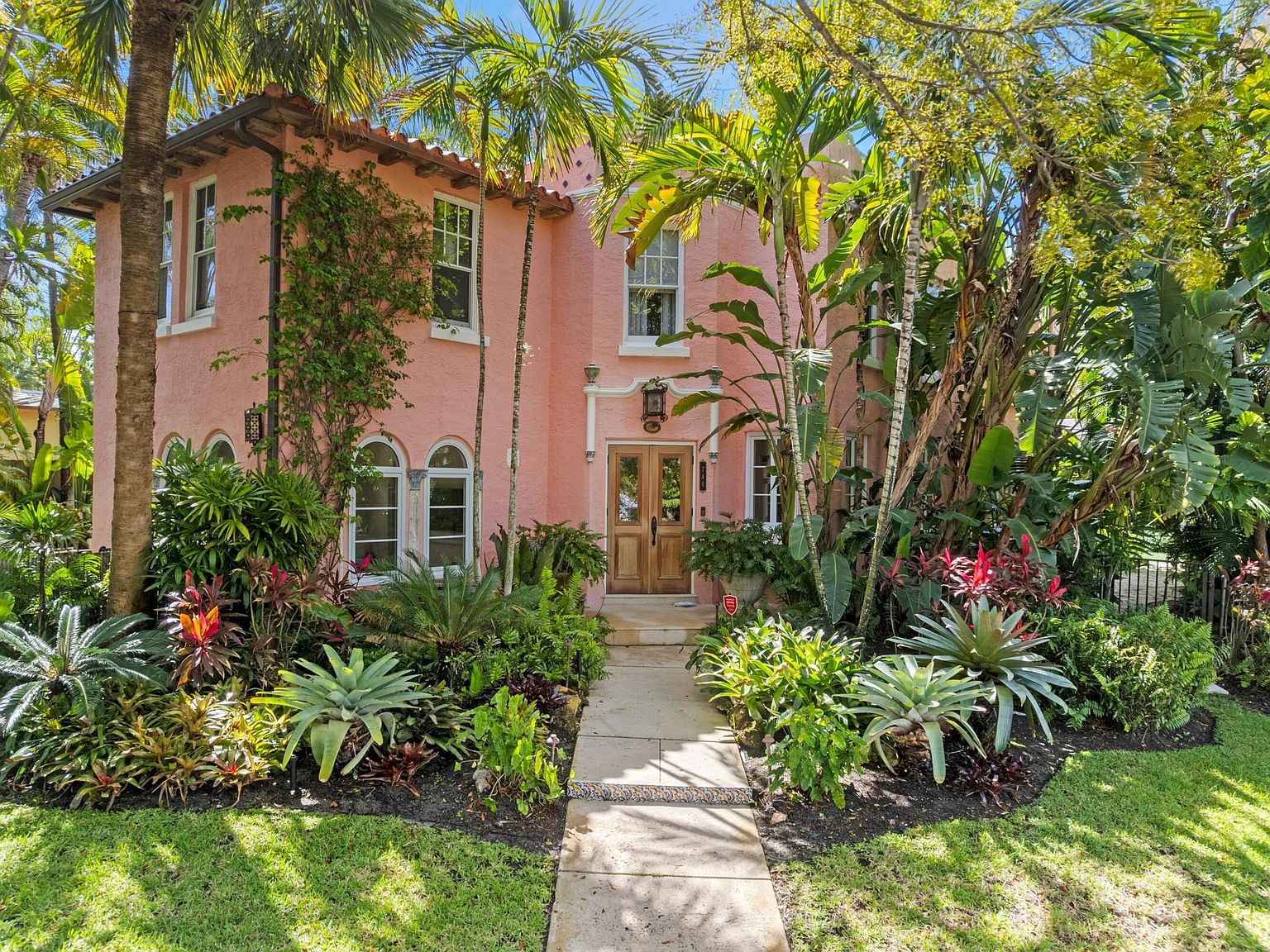 746 Upland Rd, West Palm Beach, FL 33401 | Zillow