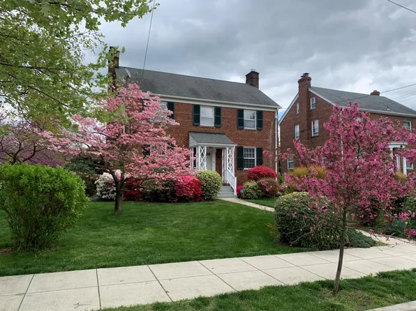2400 32nd St SE, Washington, DC 20020