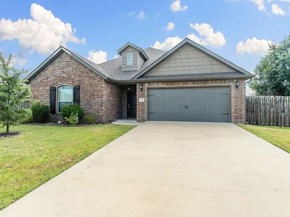 770 Fontana St, Centerton, AR 72719