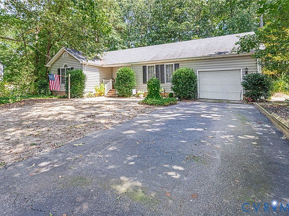 2nd image of 7141 Birchwood Cir