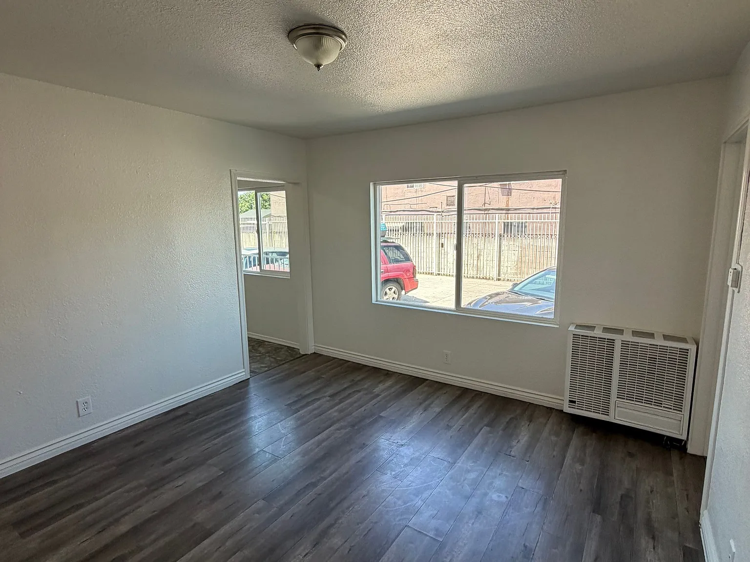 1 bed, $1,400 — Photo 3